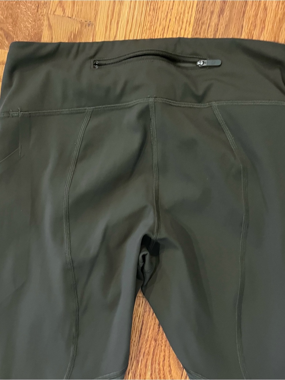 lululemon athletica Green Size 6 Leggings - Picture 5 of 6